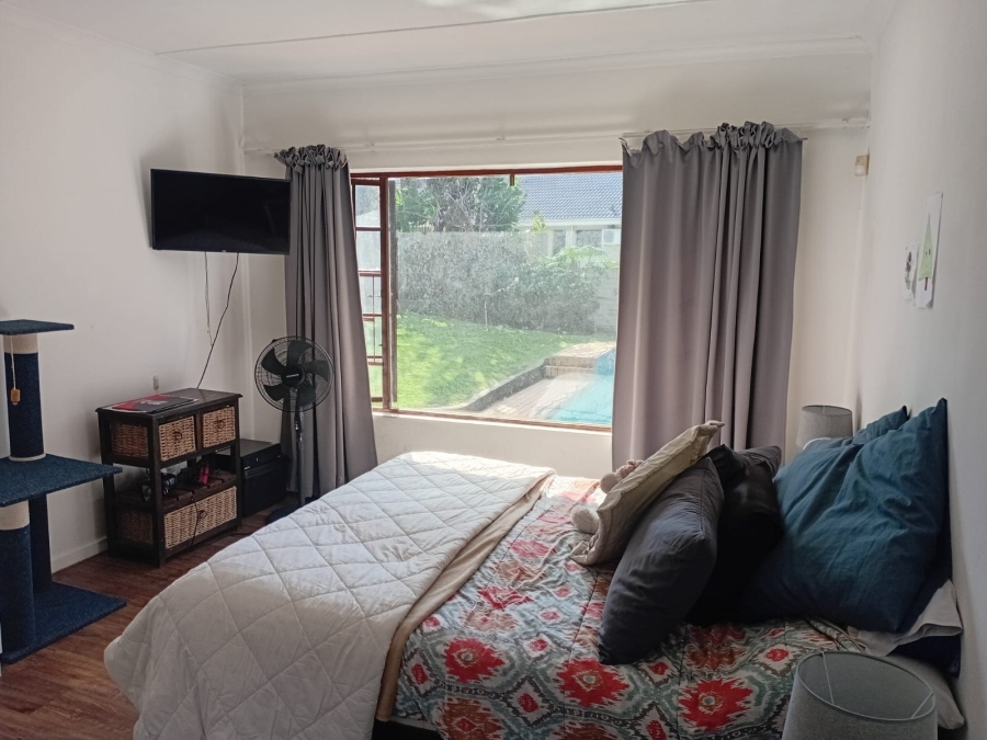 To Let 3 Bedroom Property for Rent in Beacon Bay North Eastern Cape